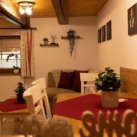 Ferienhof-gerda-ferienwohnung-storchennest