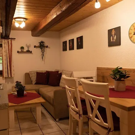 Ferienhof-gerda-ferienwohnung-storchennest Apartment *